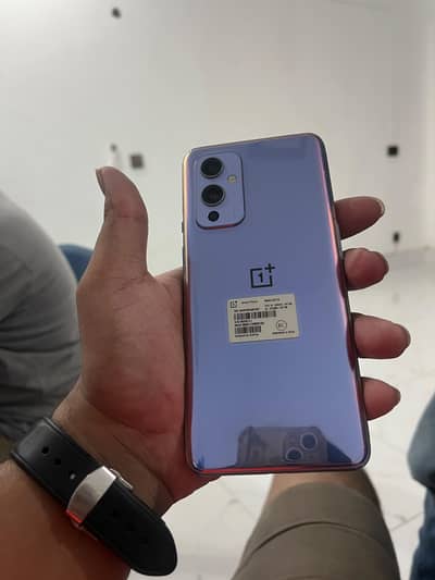 OnePlus 9