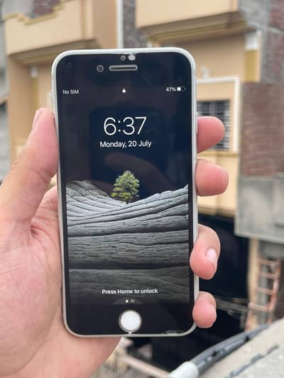 Apple iPhone 7