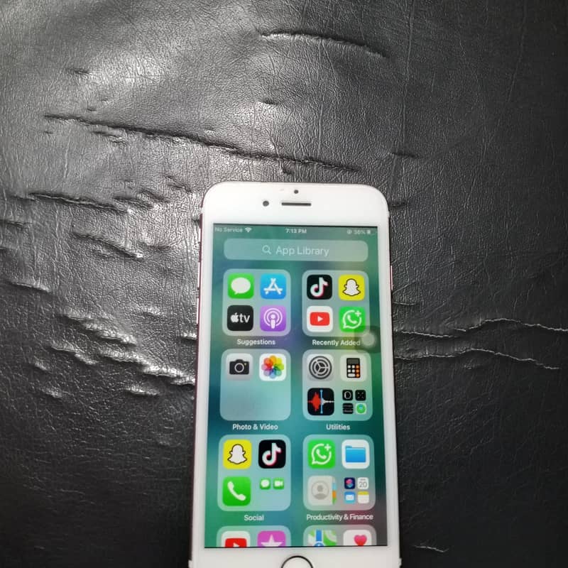 Apple iPhone 6S 1