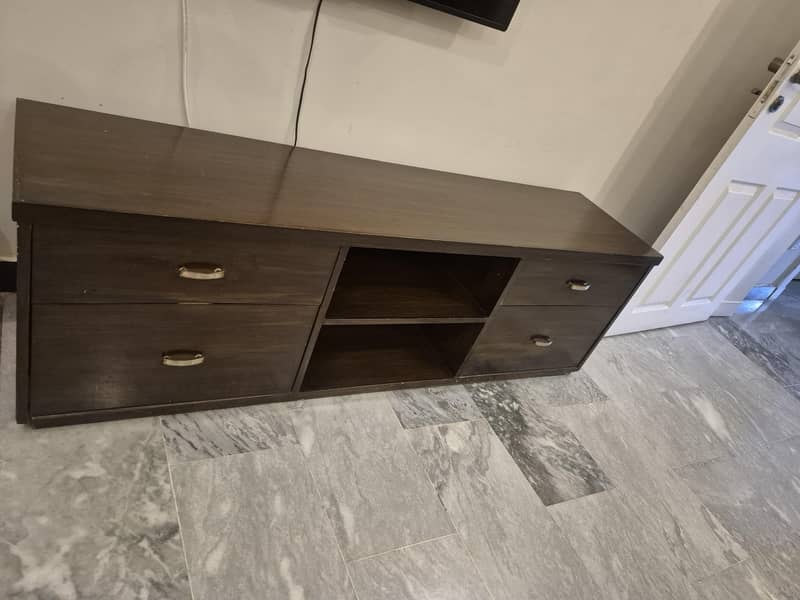 tv console 0