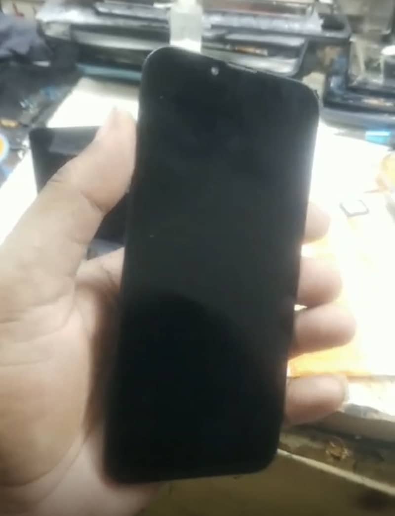 Iphone 13 panel 1