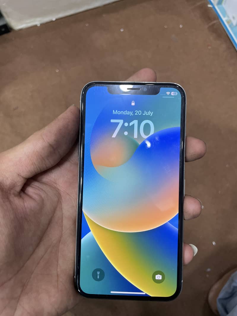 Apple iPhone X 0