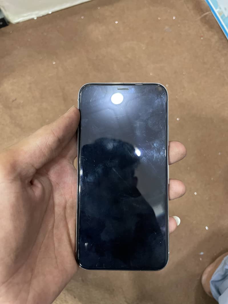 Apple iPhone X 6