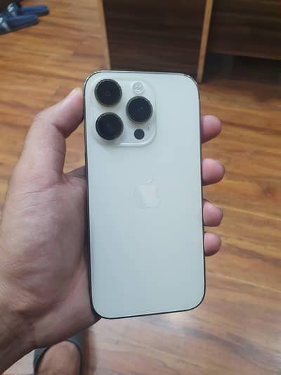 Apple iPhone 14 Pro jv