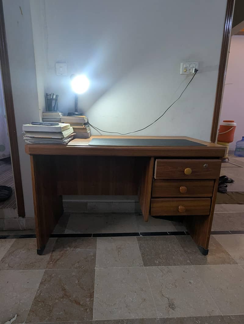 STUDY TABLE AND CHAIR 1