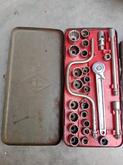 goti set . grease gun. spener set