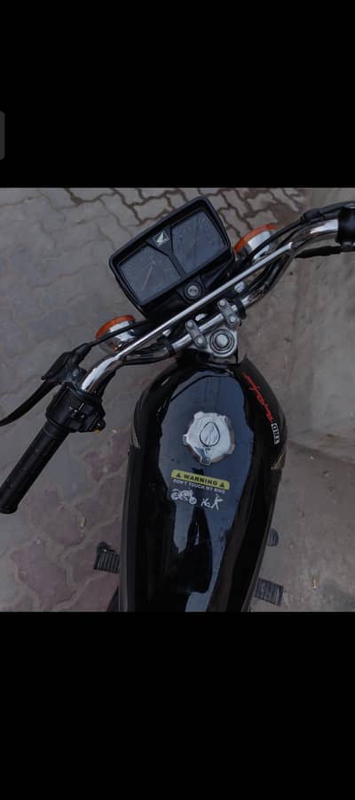 Honda CG 125 2k25 Model For Sale Condition 10/10