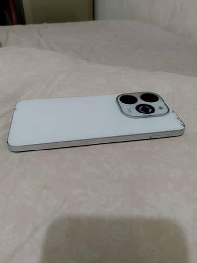 Infinix smart 8plus with Box 4/64