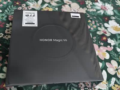 Honor Magic V6