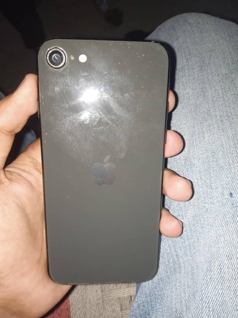 Apple iPhone SE 3
