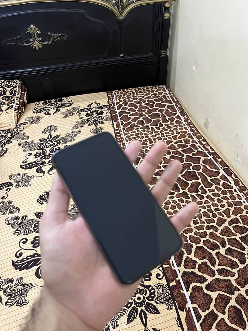 Iphone 11 Pro Max 2