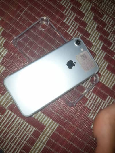 Apple iPhone 7