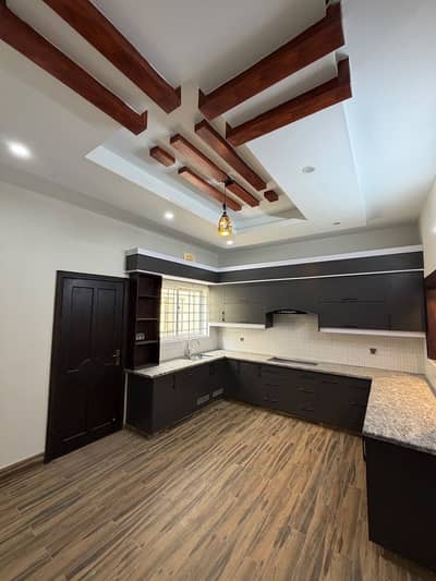 10 Marla brand new Upper Portion Available For Rent On Prime Location And Reasonable Price