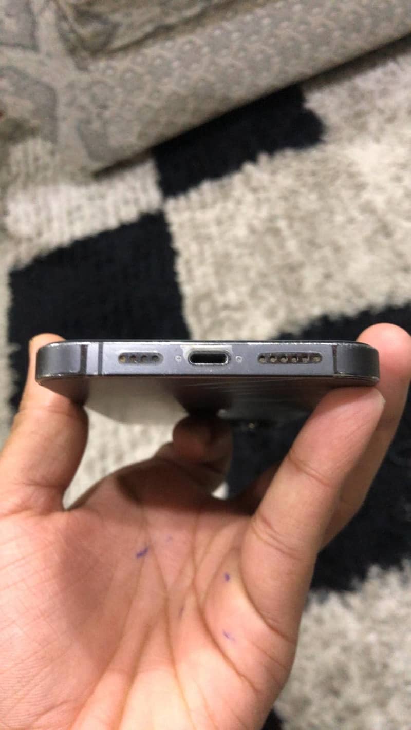 Apple iPhone 13 Pro Max 5