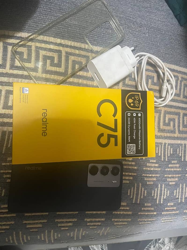 Realme C75 1