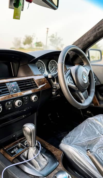 BMW 5 Series 2004