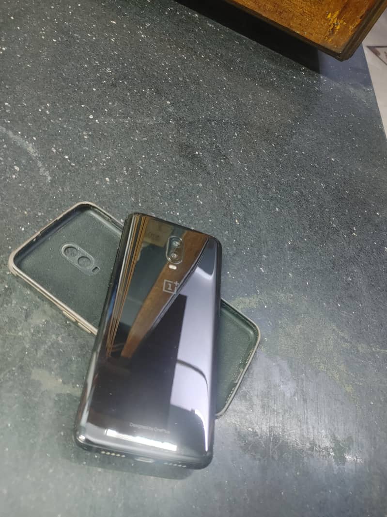 One Plus 6T 3