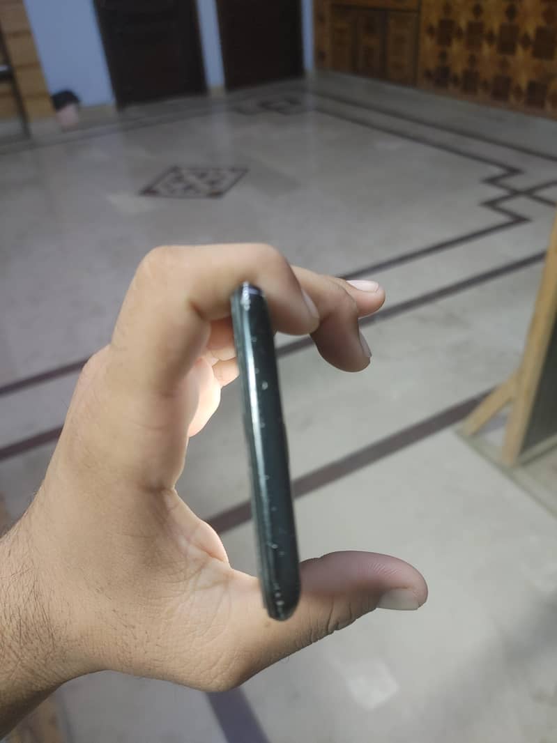 One Plus 6T 5