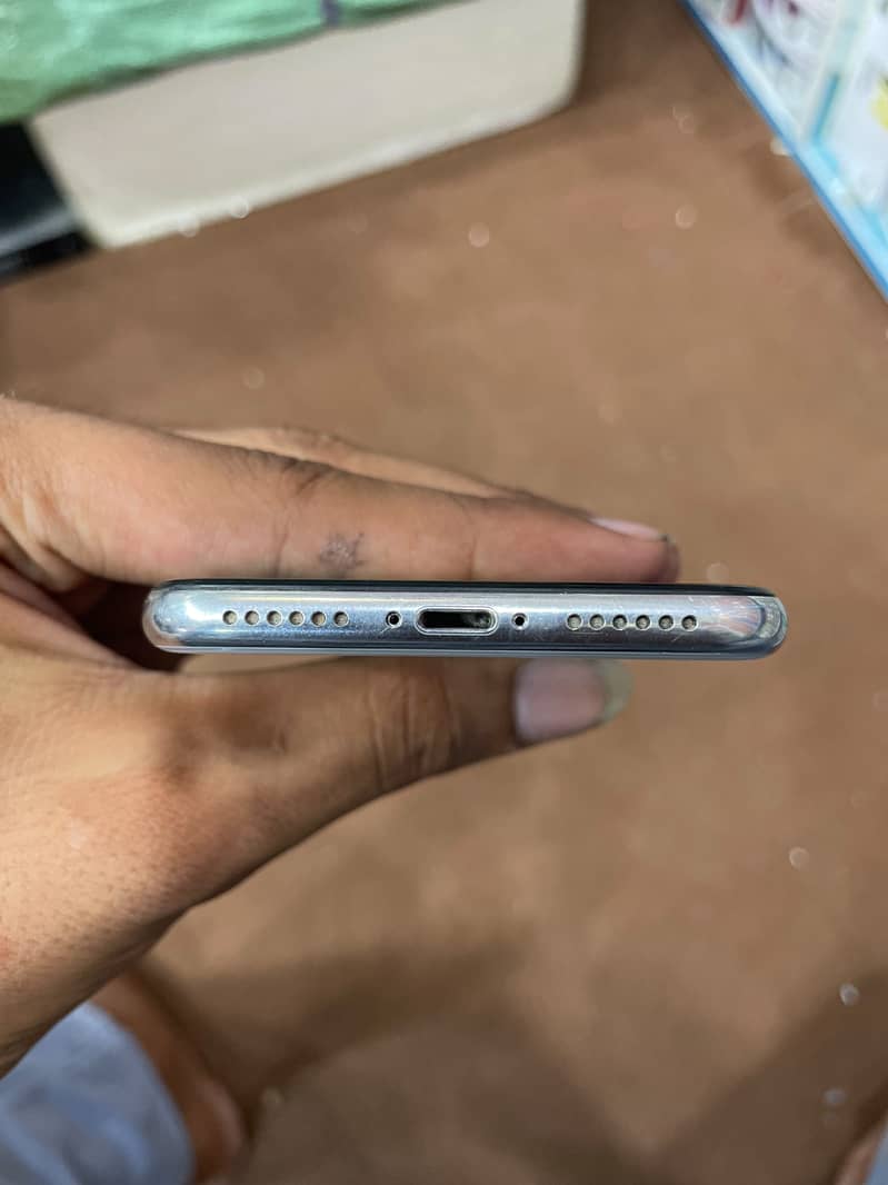 Apple iPhone X 1