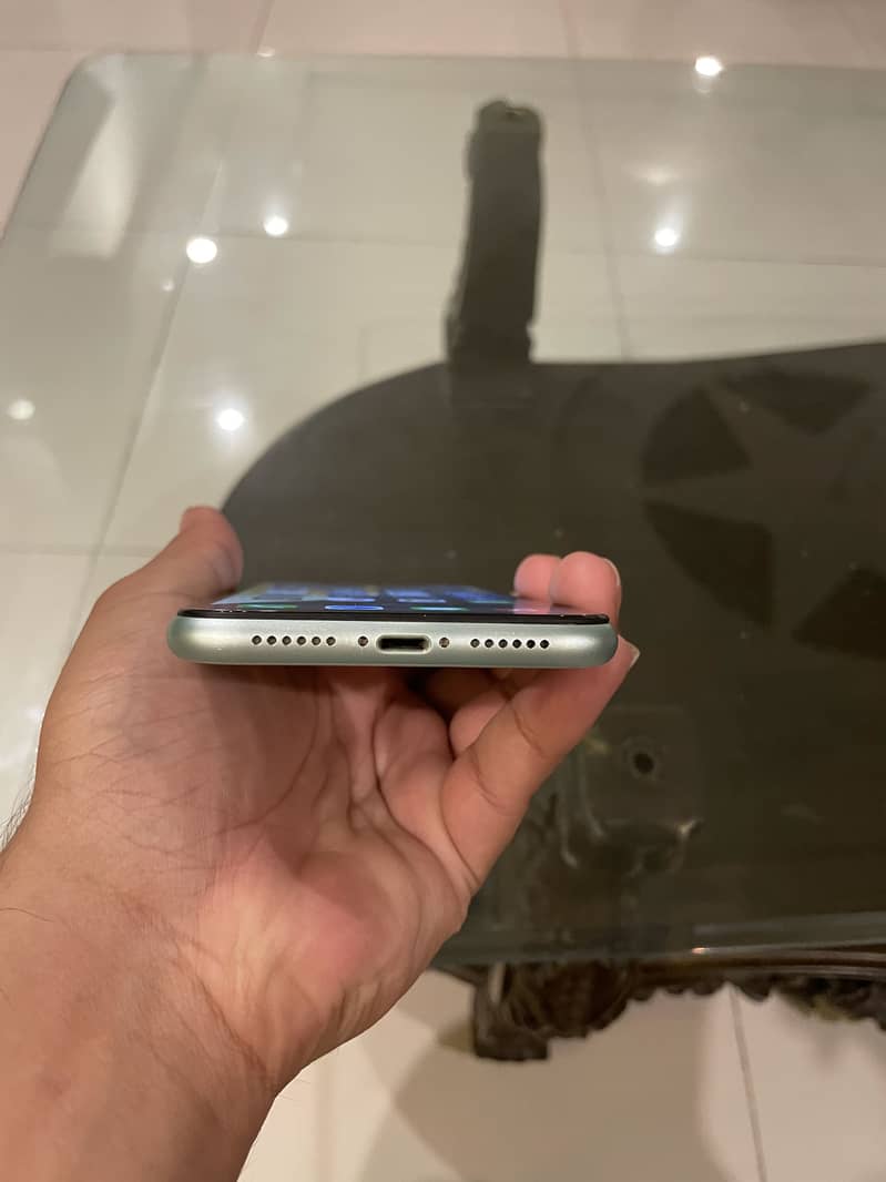 iPhone 11 1