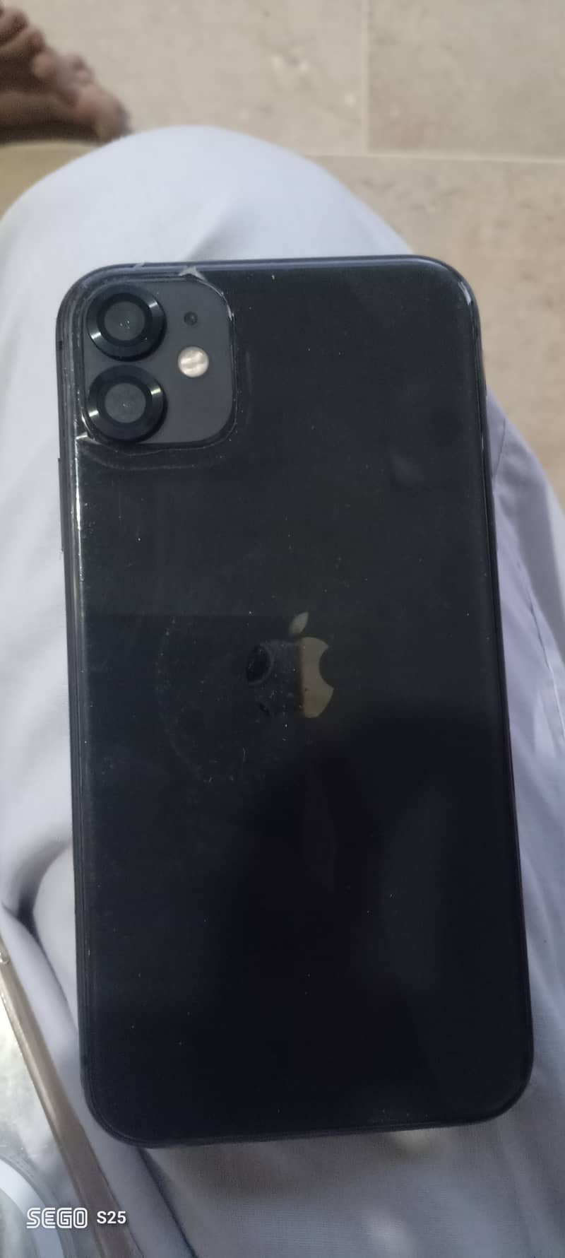 Apple iPhone 11 7