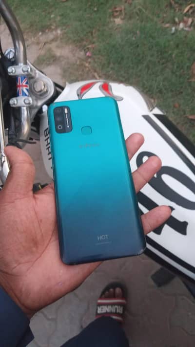 Infinix Hot 9 Play