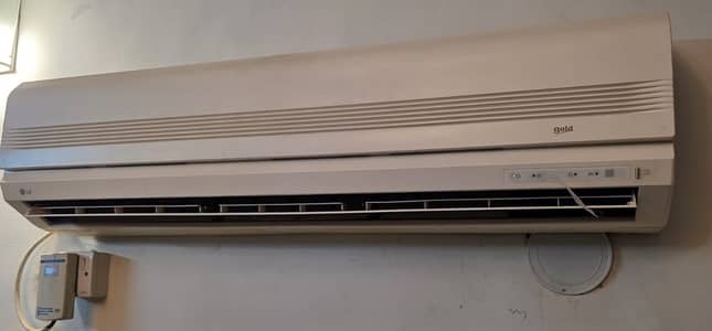LG 2 ton split AC in very good condition