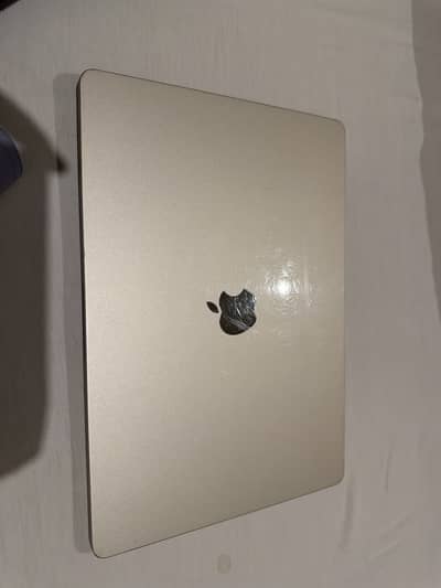 Mac book air m2 15”