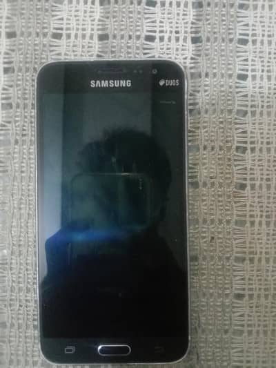 Samsung Mobile J3