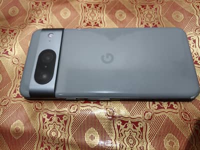 Google Pixel 8