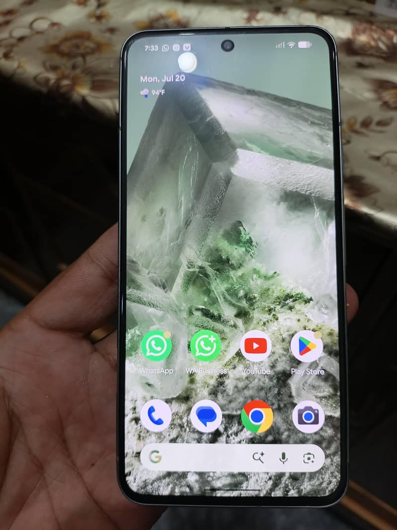 Google Pixel 8 3