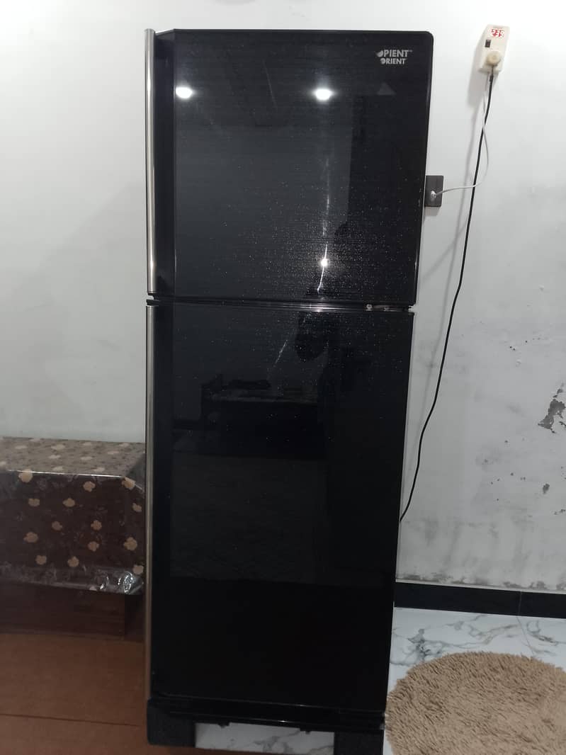 refrigerator 0