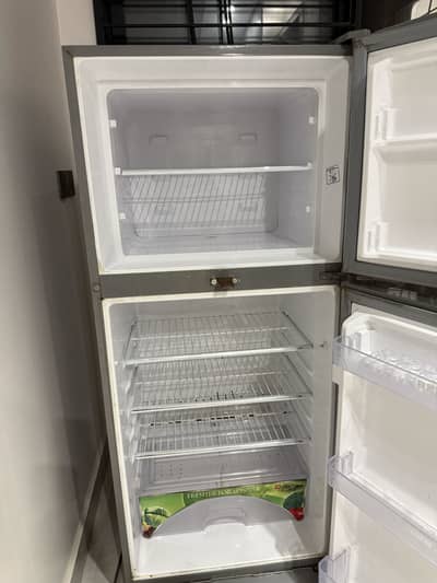 Good condition Refrigerator