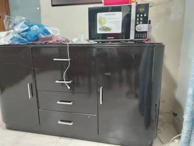 Side board