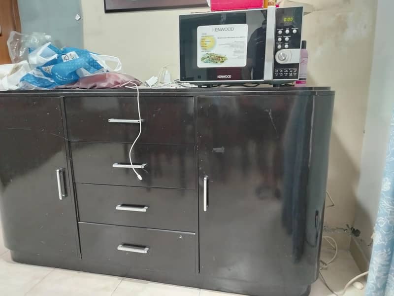 Side board 0