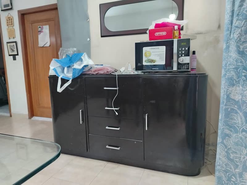 Side board 3
