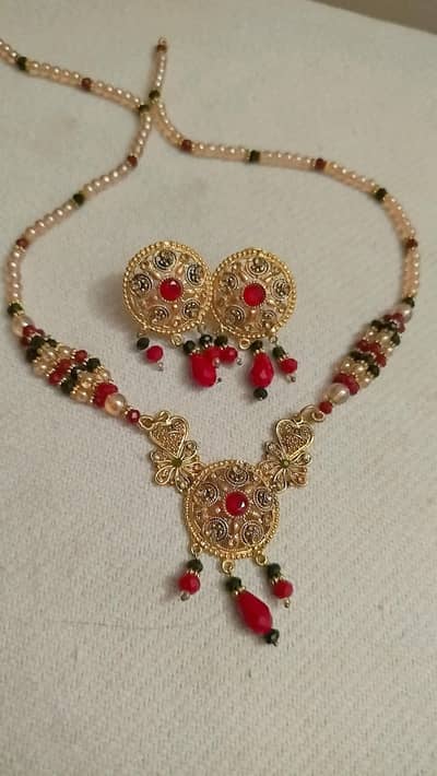 bangles and locket set  new condition