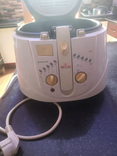 DEEP FRYER FOR SALE!