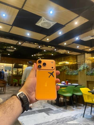 iPhone XR convert into 17 Pro