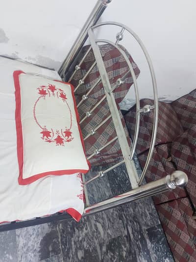 stainles steel single beds