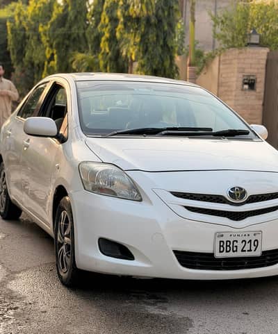 Toyota Belta 2007