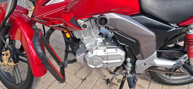 SUZUKI 125 GSX 2024 MODEL & 2025 REGISTERED