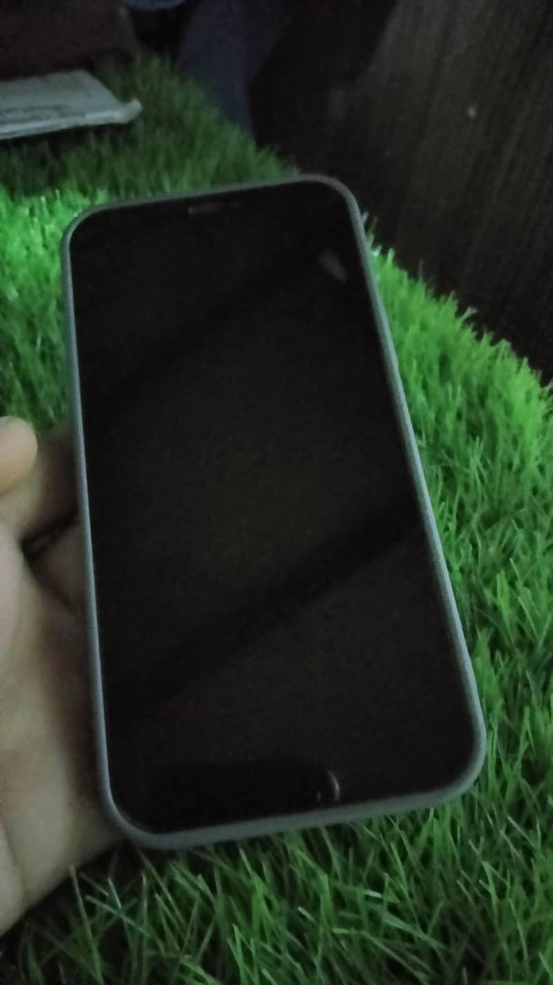 Apple iPhone 12 10