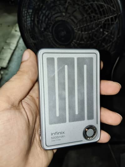 Infinix Note 60 Pro Wireless Power Bank Fast Charging Like New