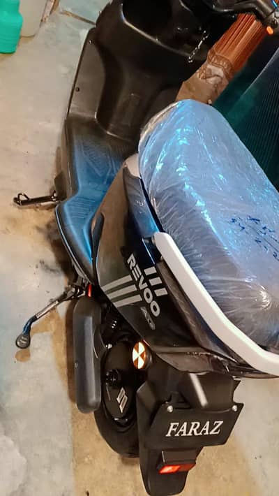 Revo electric bike