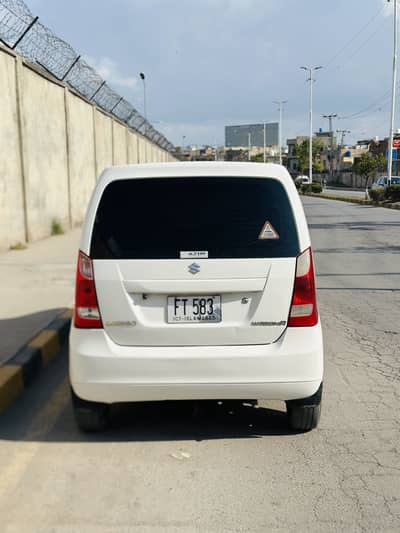 Suzuki Wagon R 2015