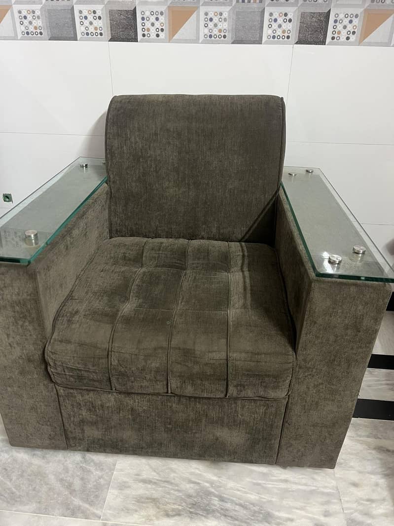 used sofas available 1