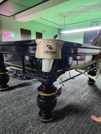 brand new rasson table unused unassembled