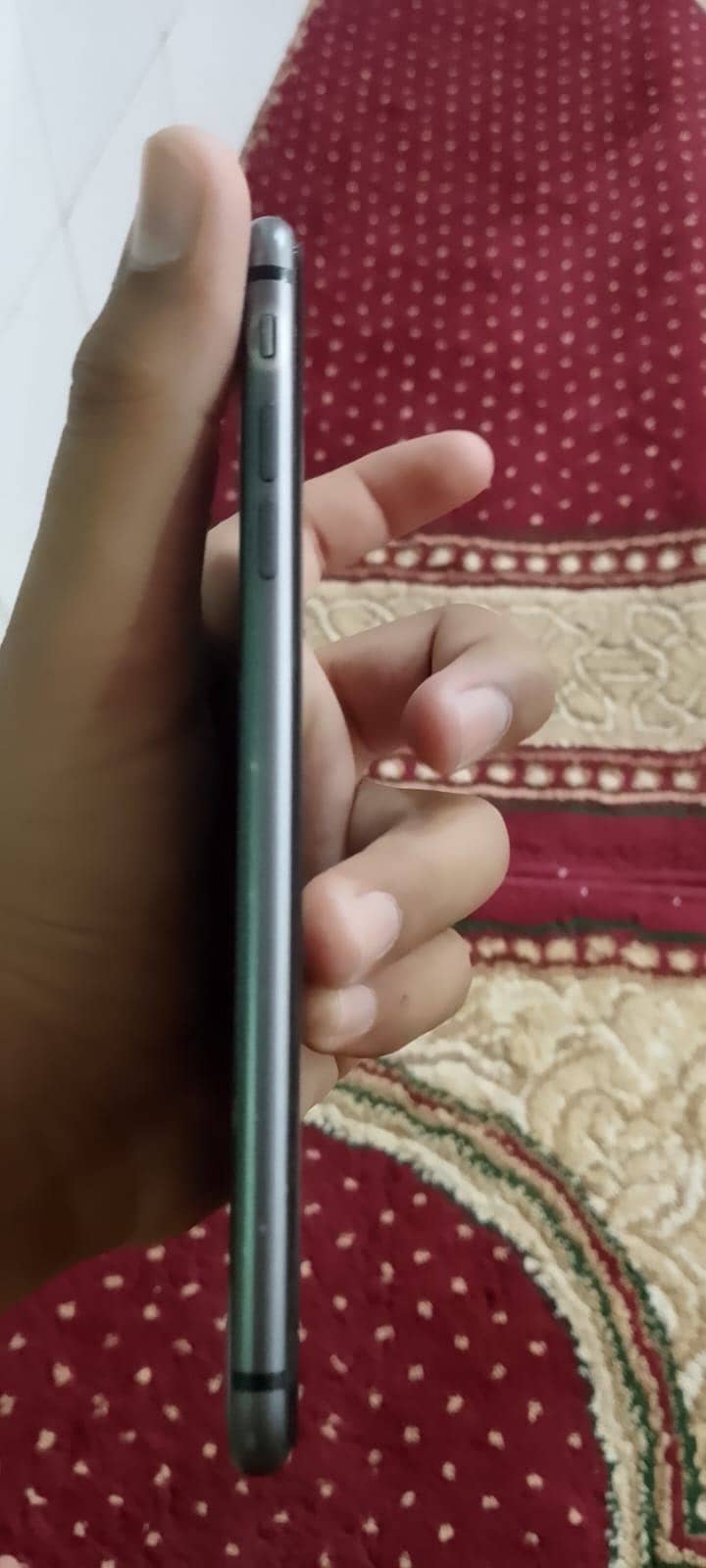 Apple iPhone 8 Plus 1
