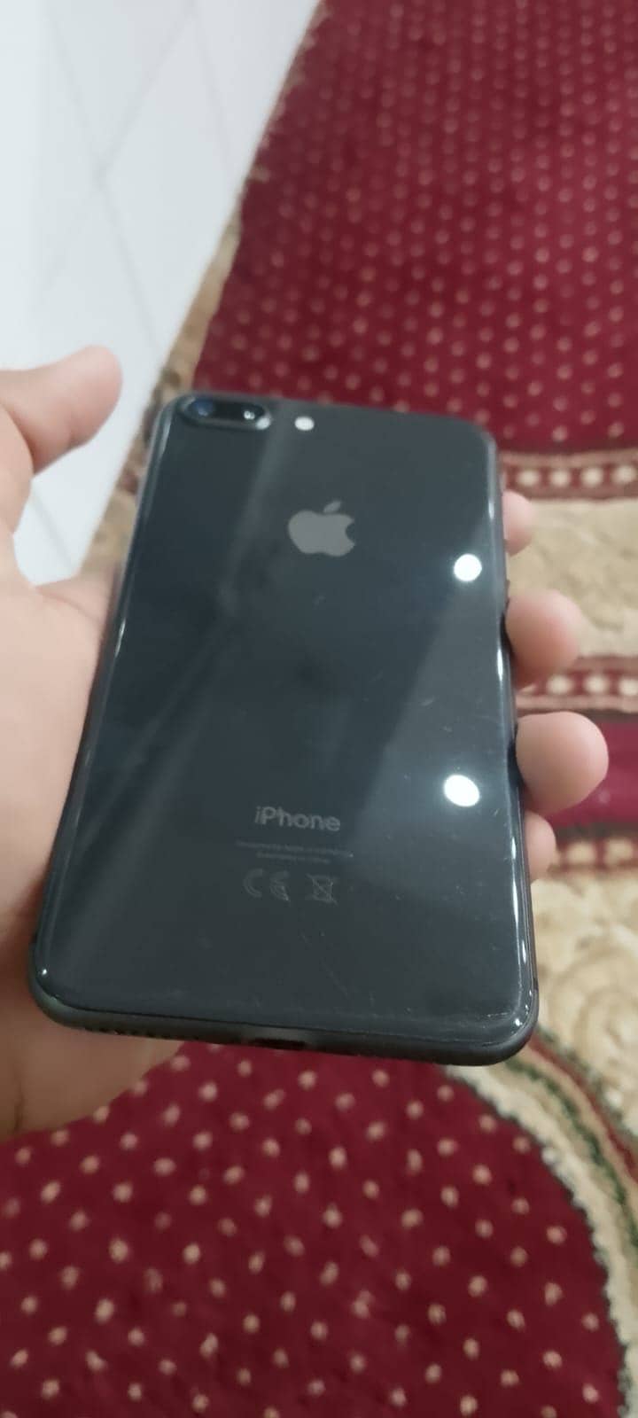 Apple iPhone 8 Plus 4